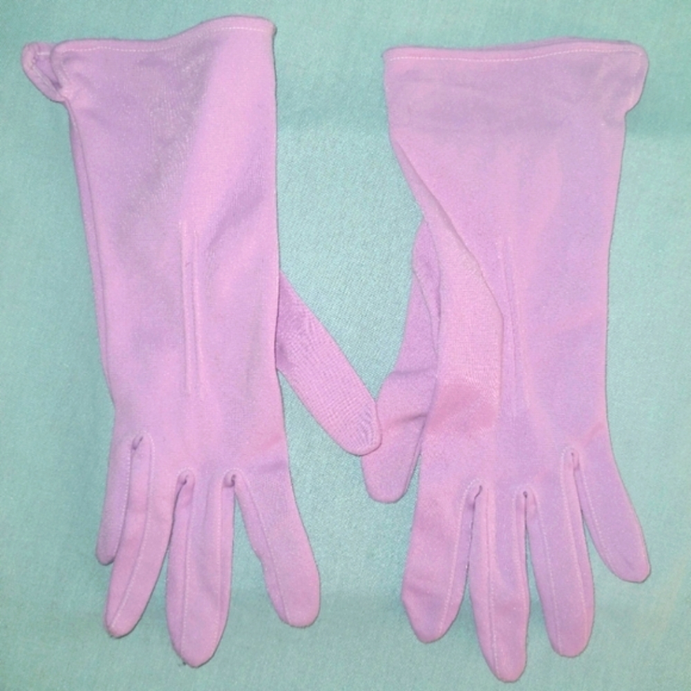 Authentic Vintage ladies pale purple gloves twee vibes